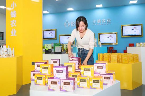 浦东援疆干部跨越5000公里兑现庄严承诺 为莎车带来新变化